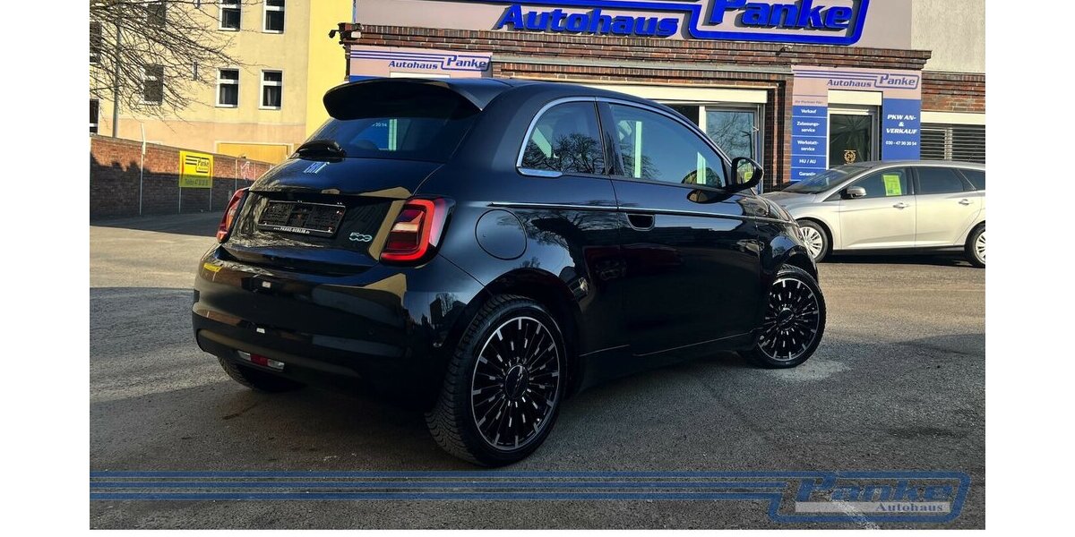 Fiat 500e La Prima By Bocelli 42kWh*Pano*ACC*LED*SHZ 13.910 km 18.990 &euro; Berlin 13187
