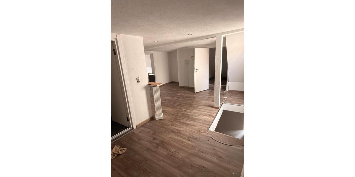 Reihenhaus Giengen an der Brenz - 8 Zimmer, 200 m&sup2;, 479.000&euro; | Angebot:26429111