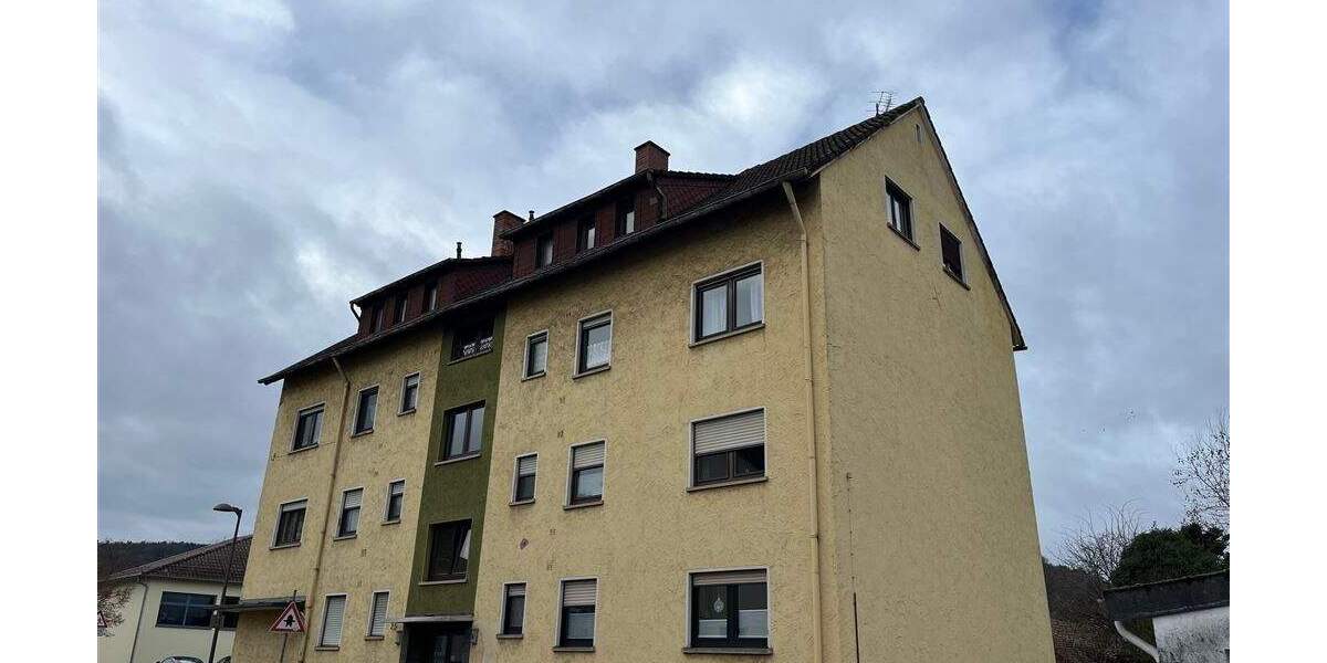 renov.bedürftige Eigentumswohnung in Landstuhl-Stadt 4 zimmer