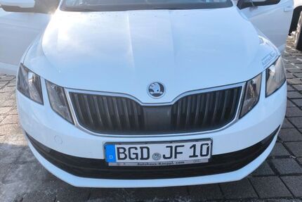 Skoda Octavia 120.000 km 8.000 &euro; Berchtesgaden 83471