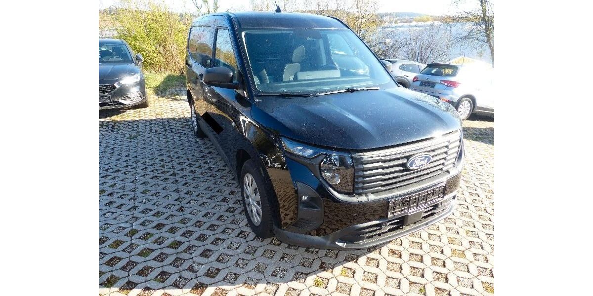 Ford Transit Courier 4.950 km 19.999 &euro; Dahme/Mark 15936