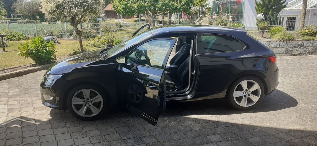 Seat Leon 92.625 km 14.600 &euro; Kirchroth 94356