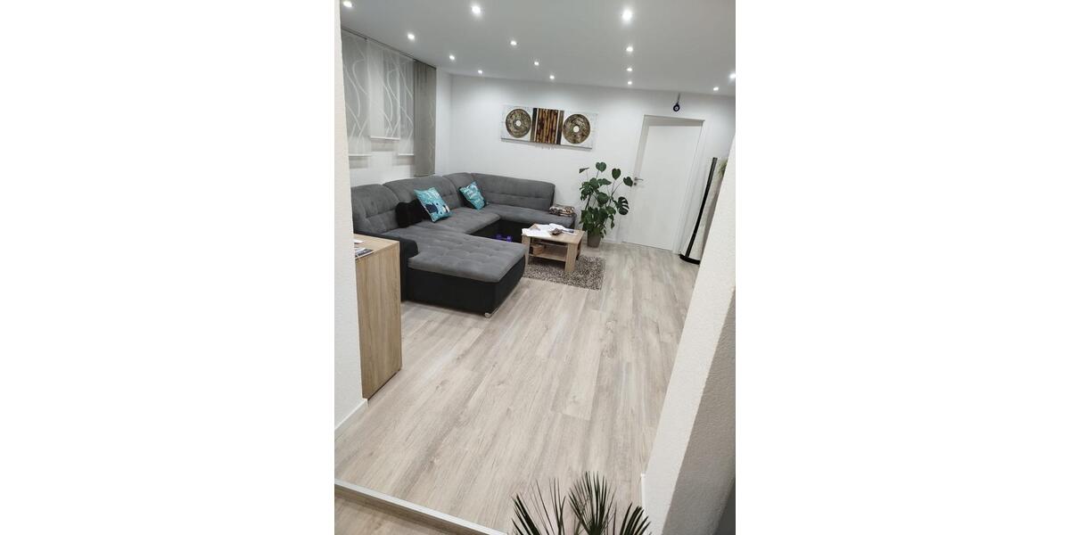 Mehrfamilienhaus, Wohnhaus Höheinöd - 7.5 Zimmer, 263 m&sup2;, 399.000&euro; | Angebot:26449255