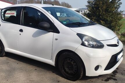Toyota Aygo (X) 112.000 km 4.490 &euro; Laupheim 88471