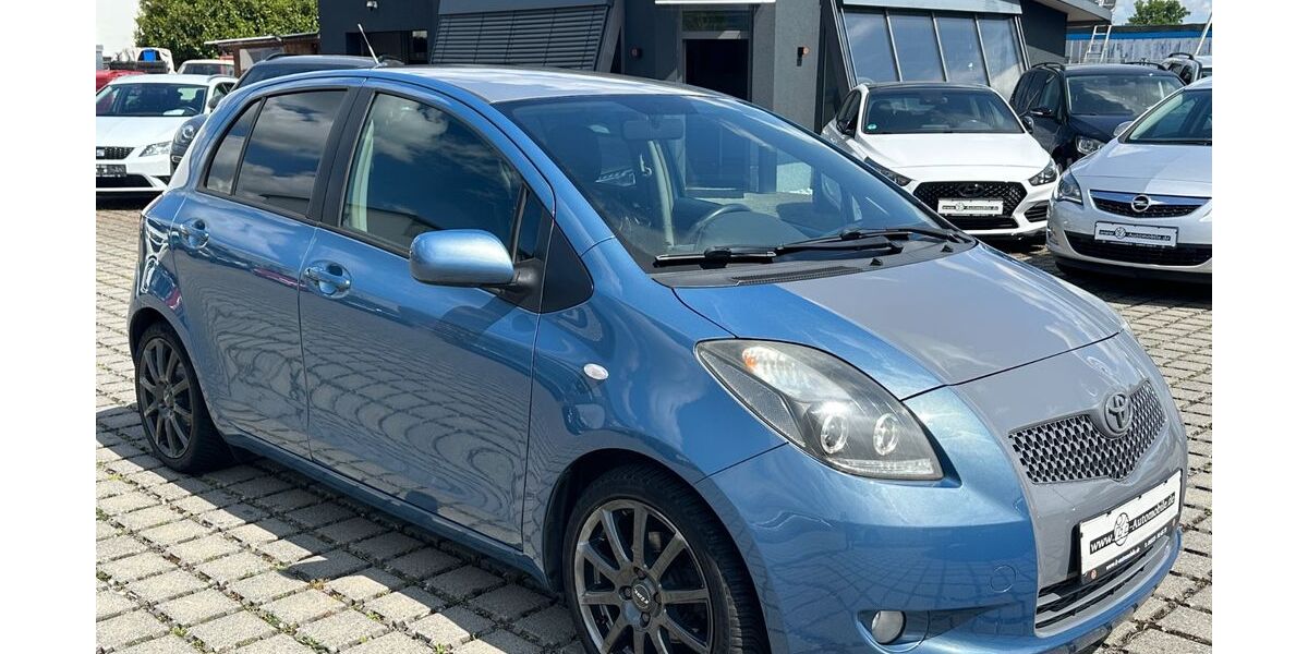 Toyota Yaris 150.000 km 3.500 &euro; Butzbach 35510