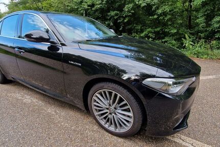 Alfa Romeo Giulia 29.714 km 28.200 &euro; München 80807