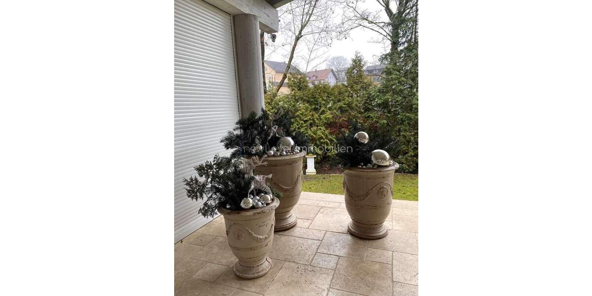 Mehrfamilienhaus, Wohnhaus Maxhütte-Haidhof Maxhütte - 9 Zimmer, 230 m&sup2;, 1.129.000&euro; | Angebot:25734294