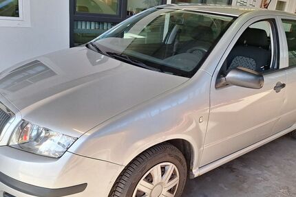 Skoda Fabia 177.206 km 2.300 € Oschersleben 39387