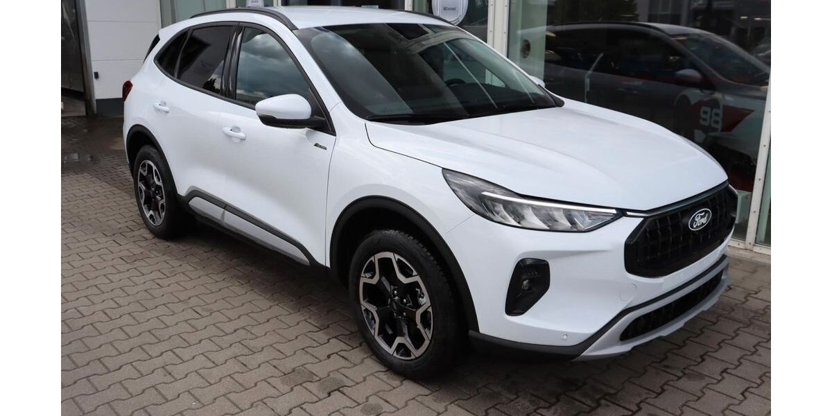 Ford Kuga 10.500 km 32.080 &euro; Cham 93413