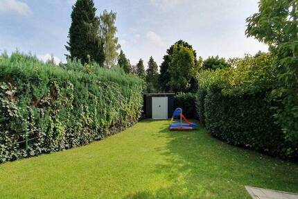 Ahlener- Innenstadt, eine 3-Zimmer-Erdgeschosswohnung mit Garten und Garage. 3 zimmer