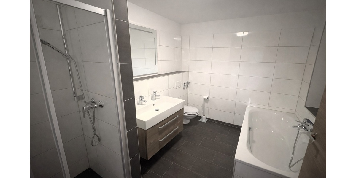 Seltene Investmentchance: 4 hochwertige Eigentumswohnungen im exklusiven Paket! *Provisionsfrei - Etagenwohnung Gera Ostviertel | Angebot:27212532