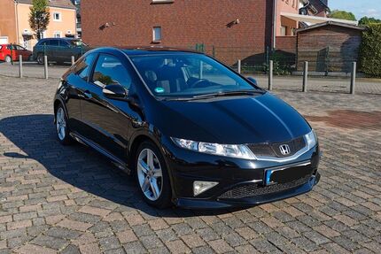 Honda Civic 148.786 km 7.000 &euro; Dortmund 44359