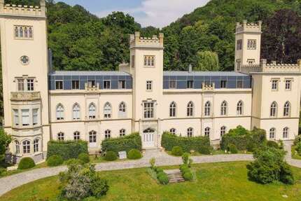 Wohnung Pillnitz Pillnitz - 6 Zimmer, 204 m&sup2;, 2.040&euro; | Angebot:27729231