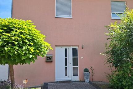 Haus Ellwangen (Jagst) - 4.5 Zimmer, 140 m&sup2;, 520.000&euro; | Angebot:26961268