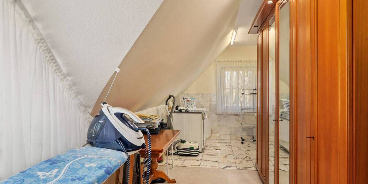 Einfamilienhaus Gnarrenburg / Karlshöfen Karlshöfen - 5 Zimmer, 402 m&sup2;, 585.000&euro; | Angebot:26275130