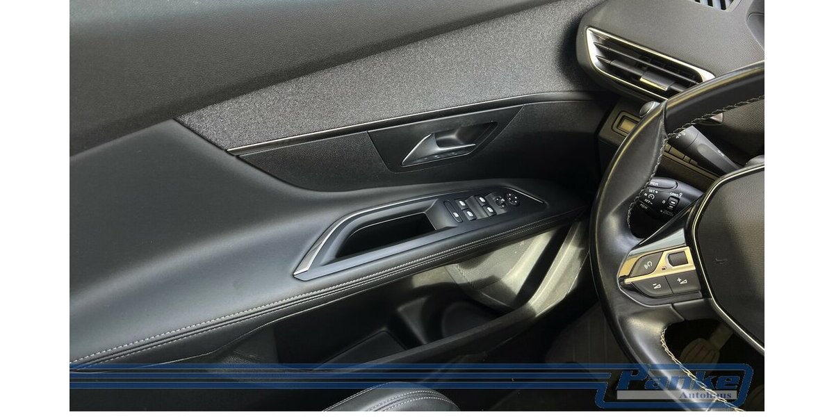 Peugeot 5008 Allure*F+R-Cam*7-Sitz*digital*SHZ*Navi* 157.316 km 13.990 &euro; Berlin 13187