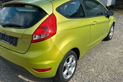 Ford Fiesta 220.100 km 1.200 &euro; Eggstätt 83125