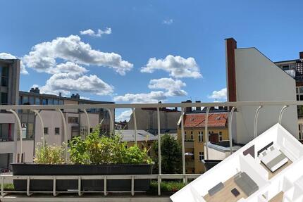 Traumhafte 2-Zimmer Wohnung: Möbliert mit Balkon *PROVISIONSFREI* zimmer