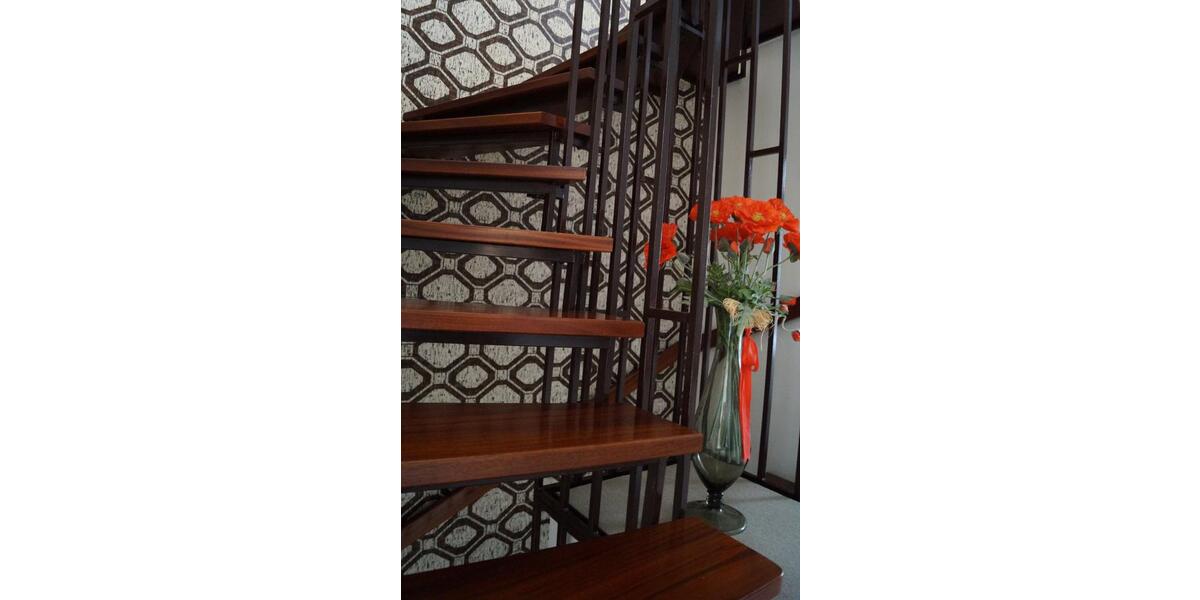 Reihenhaus Mülheim an der Ruhr Mellinghofen - 7 Zimmer, 180 m&sup2;, 1.900&euro; | Angebot:25945128