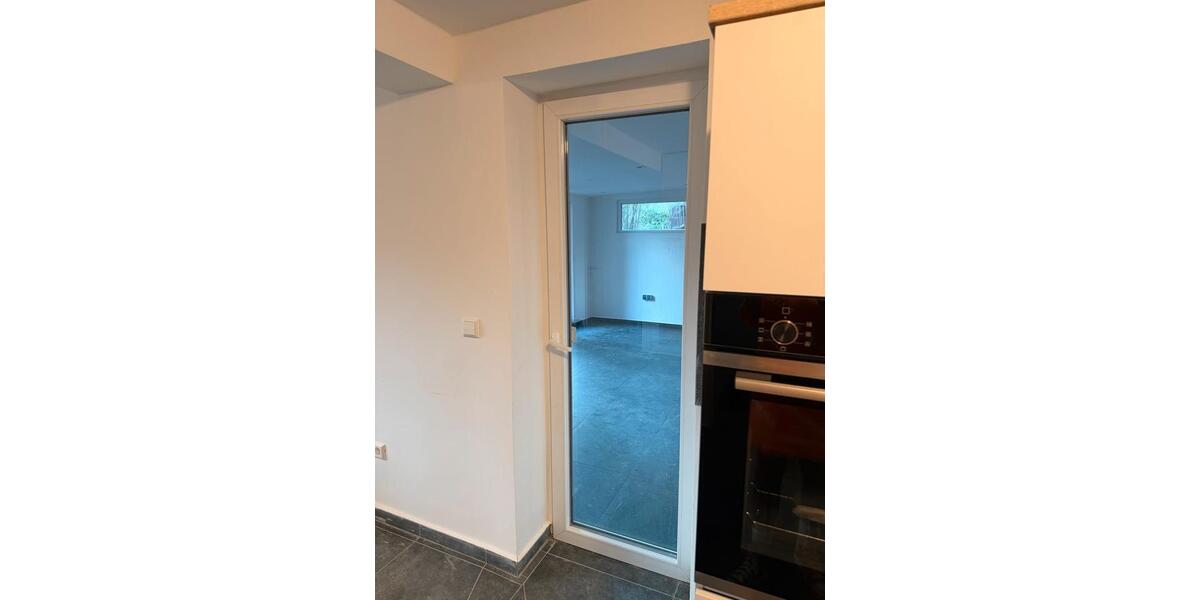 Erdgeschoßwohnung Uelzen - 2 Zimmer, 80 m&sup2;, 900&euro; | Angebot:26041787