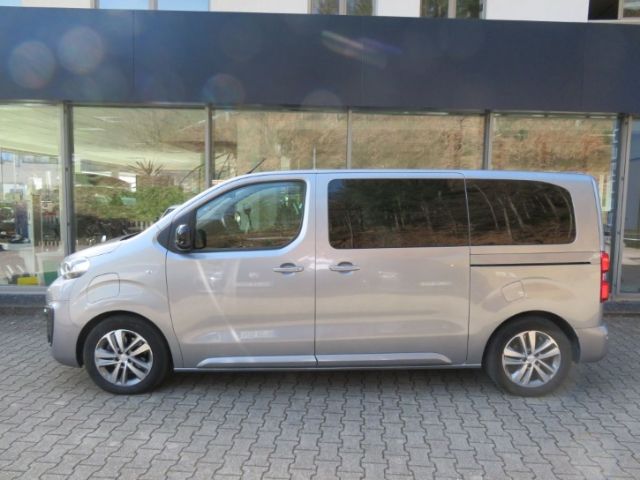 Peugeot Traveller 42.900 km 33.890 &euro; Offenburg 77654