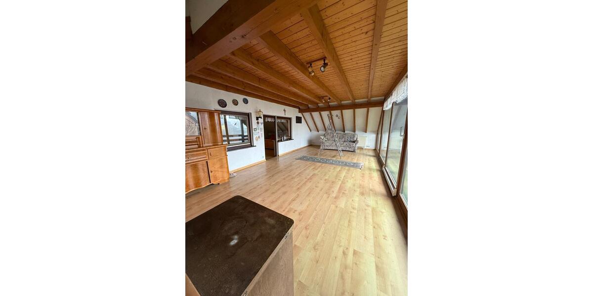 Einfamilienhaus Nonnweiler - 11 Zimmer, 190 m&sup2;, 195.000&euro; | Angebot:26921928