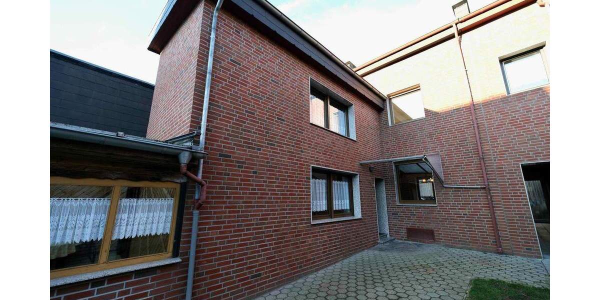 Reihenmittelhaus Viersen Dülken - 7 Zimmer, 205 m&sup2;, 249.000&euro; | Angebot:25744121