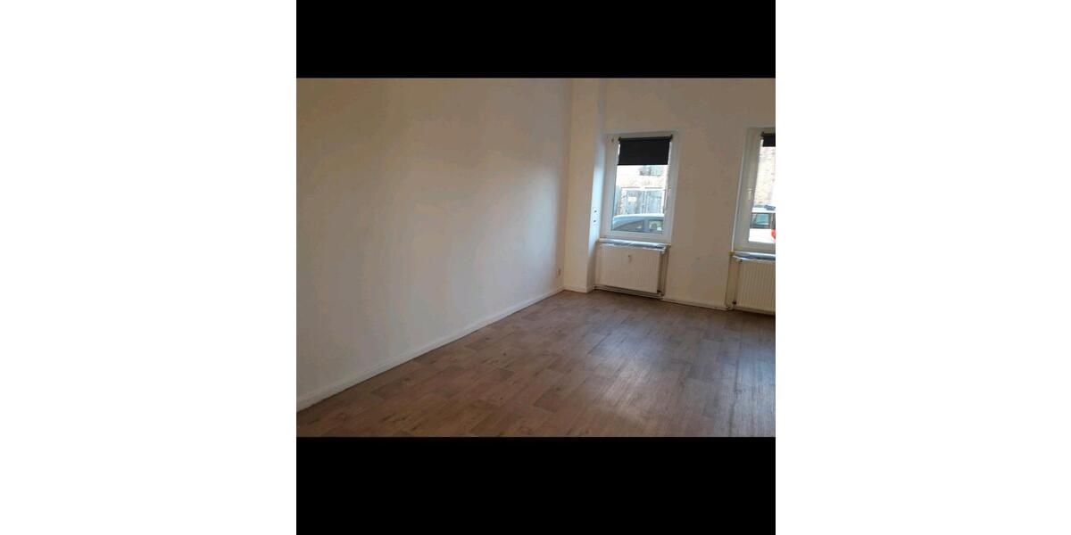 Erdgeschoßwohnung Gnoien - 3 Zimmer, 74 m&sup2;, 480&euro; | Angebot:26167455