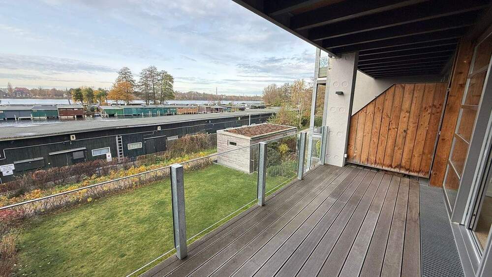 RESERVIERT: Exklusive 3 Zimmer-Loftwohnung 1. Reihe am Ziegelinnensee mit großem Balkon zu kaufen! 3 zimmer