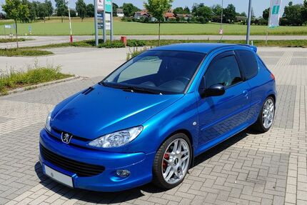 Peugeot 206 122.100 km 8.700 € Traunreut 83301