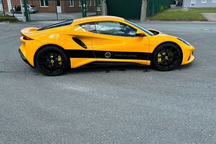 Lotus Emira
