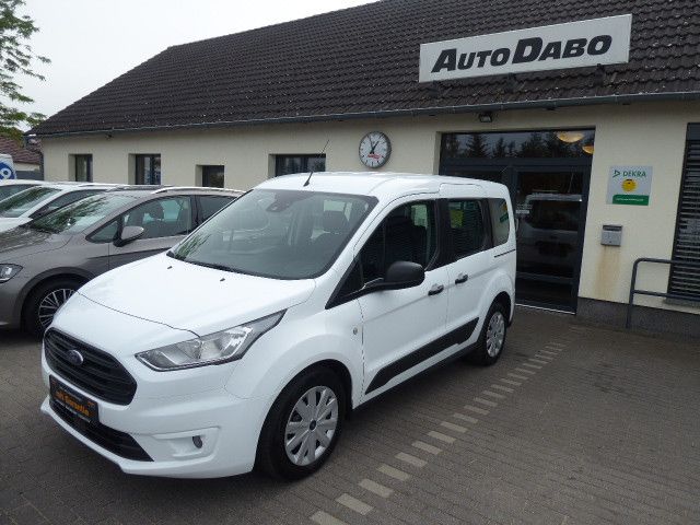 Ford Tourneo Connect 133.567 km 12.485 &euro; Jaenschwalde 03197