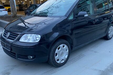 VW Touran 240.000 km 1.200 &euro; München 80809