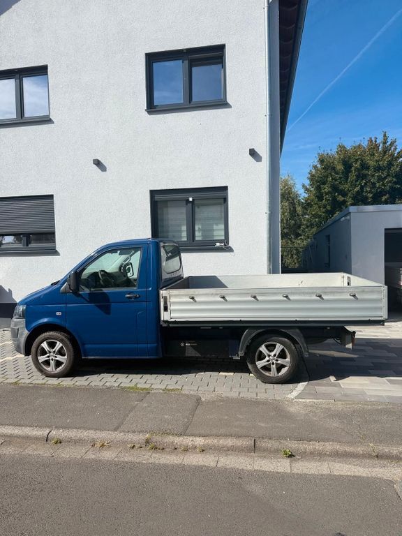 VW T5 Transporter 125.000 km 7.690 € Niederklein 35260