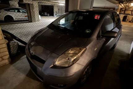 Toyota Yaris 114.000 km 6.200 &euro; Neuenburg am Rhein 79395