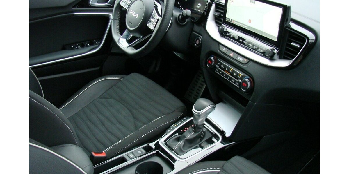 Kia Ceed SW 1.5 T-GDi GT Line ACC LED 2.600 km 24.980 &euro; Falkensee 14612