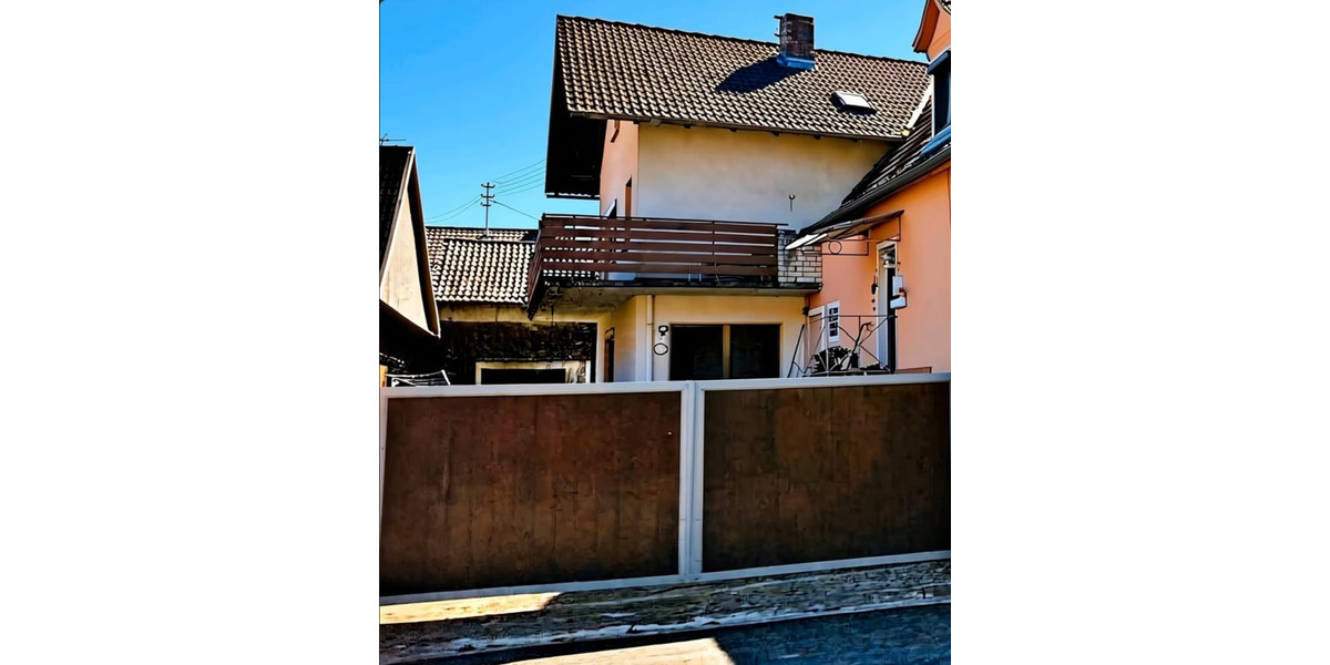 Einfamilienhaus Bad Königshofen Gabolshausen - 4 Zimmer, 103 m&sup2;, 89.000&euro; | Angebot:25744216