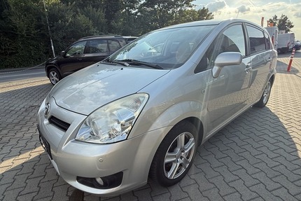 Toyota Corolla Verso 7 Sitze 2.2 D-4D Team