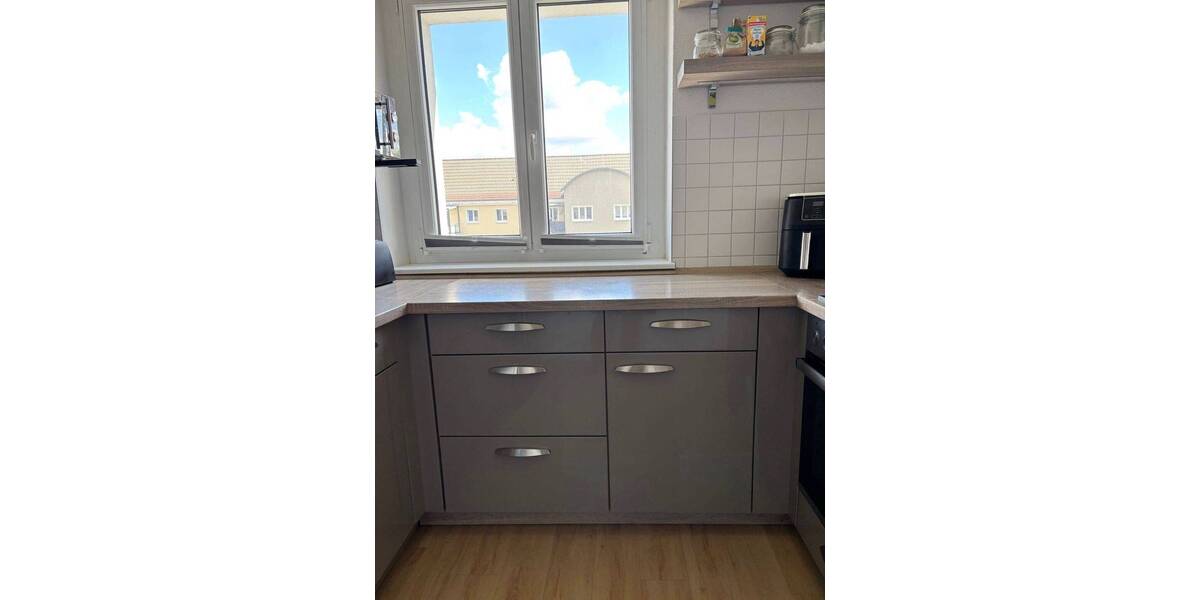 Etagenwohnung Dessau-Roßlau Süd - 3 Zimmer, 88 m&sup2;, 662&euro; | Angebot:26819840
