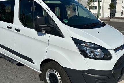 Ford Transit Custom 5.788 km 22.880 € Duisburg 47138