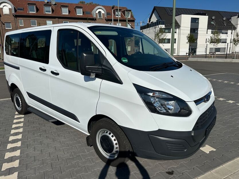 Ford Transit Custom 5.788 km 22.880 € Duisburg 47138