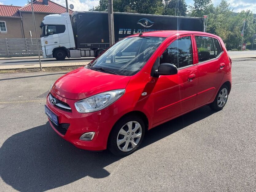 i10