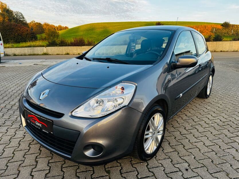 Renault Clio 108.000 km 4.499 € Kötz 89359