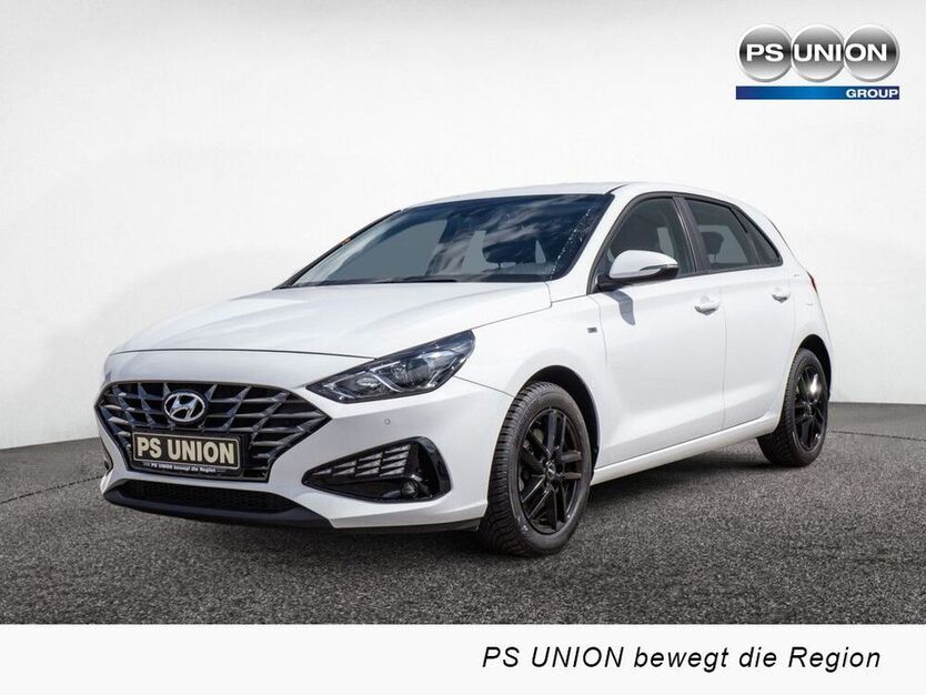 i30