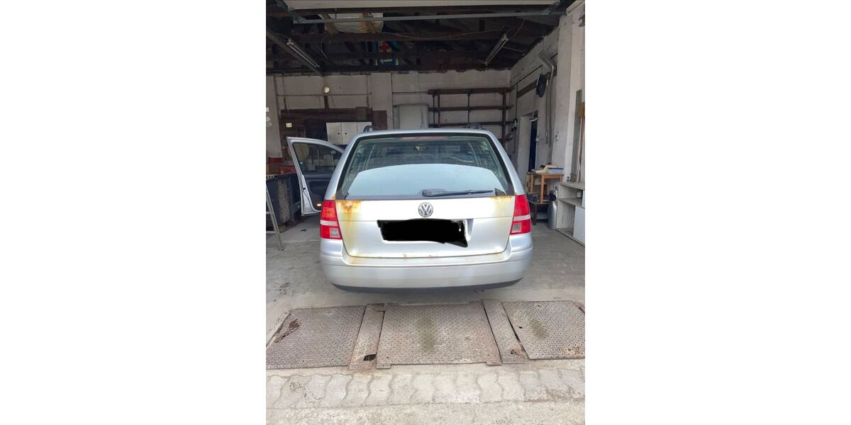 VW Golf 238.135 km 2.000 &euro; Harsdorf 95499