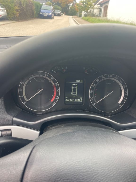 Skoda Octavia 293.090 km 5.200 € Rohrbach 85296