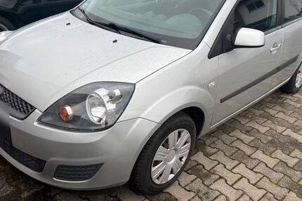 Ford Fiesta 149.000 km 2.500 &euro; Dieburg 64807