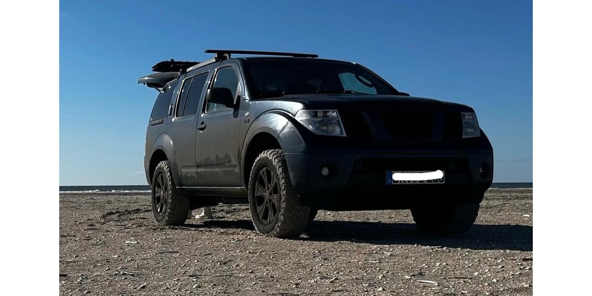 Nissan Pathfinder 275.000 km 6.300 &euro; Agathenburg 21684