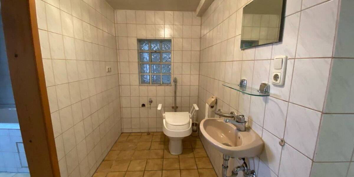 Einfamilienhaus Großhabersdorf - 4 Zimmer, 112 m&sup2;, 118.000&euro; | Angebot:26434034