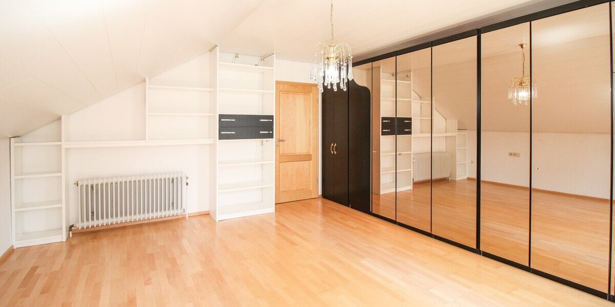 Wunderschöne Dachwohnung mit zwei Dachterrassen & Garage in Niedereschach - Dachgeschoßwohnung Niedereschach | Angebot:26364122